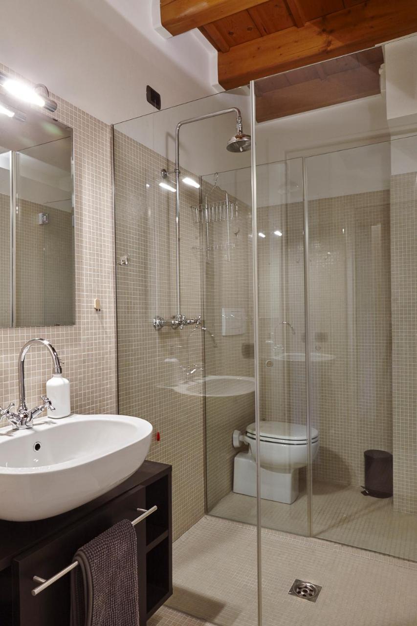 Joivy Charming Apartment Centre Of Como Exterior foto